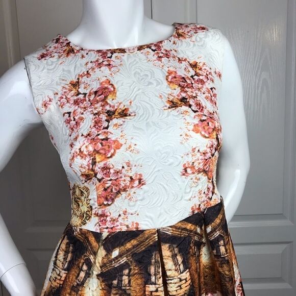 💚 C10- YiYi fashion mini dress - Picture 3 of 4